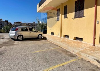 Edificio all\'aperto - Quadrilocale Via Venezia
 
snc, Scicli - foto 3