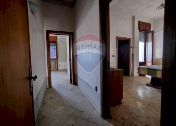 Hall / corridoio - Casa indipendente Via Pietro Toselli
 
16, Guagnano - foto 5