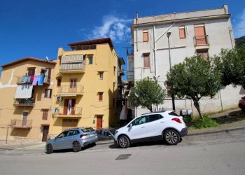 Foto 1 - Appartamento Traversa Via Delle Scuole
 
5, Altofonte - foto 1