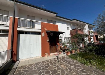 Foto 3 - Villa a Schiera Via Unità D'Italia
 
6, Castelfranco Emilia - foto 3