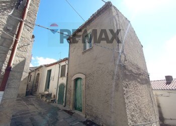 Edificio all\'aperto - Casa semi indipendente Via Roma
 
1, Casalciprano - foto 4