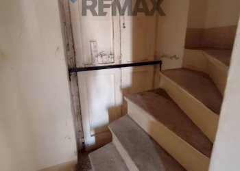 Scale - Casa semi indipendente Via Roma
 
1, Casalciprano - foto 16