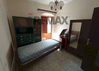 Camera / camera da letto - Casa semi indipendente Via Roma
 
1, Casalciprano - foto 18
