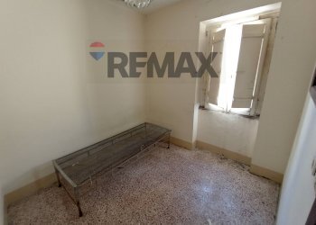 Stanza vuota - Casa semi indipendente Via Roma
 
1, Casalciprano - foto 26
