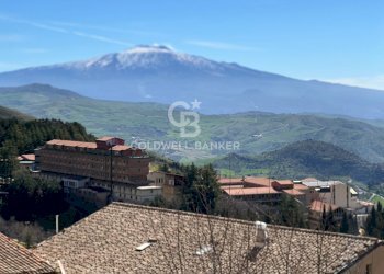 Foto 1 - Casa semi indipendente via Pintaura
 
6/8, Troina - foto 1