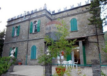 Casa all\'aperto - Castello Via Guglielmo Marconi
 
86, Alto Reno Terme - foto 4