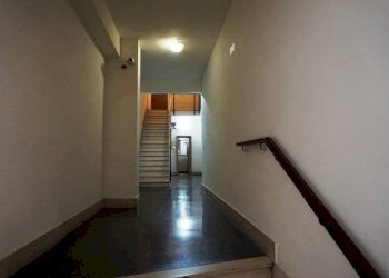 Interno palazzo - Trilocale via San Bartolomeo del Fossato, 20, Genova (zona Sampierdarena) - foto 16