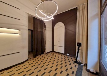 Interno palazzo - Shop Pinerolo - photo 1