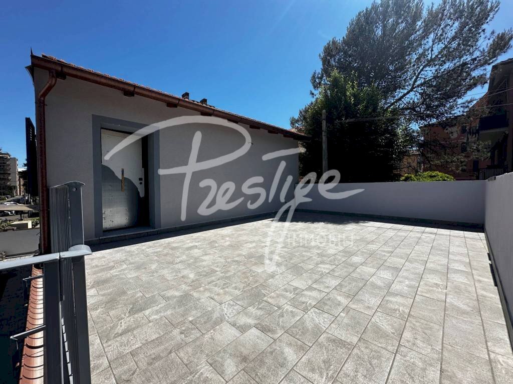 Terrazzo - Four-room apartment via Lunigiana, 201, La Spezia - photo 3