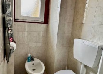 Bagno - Trilocale via Milano, 17, Biella - foto 21