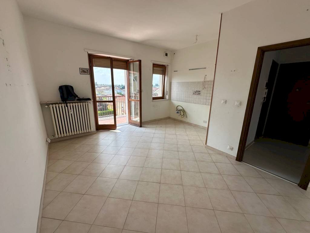 Cucina - Trilocale via Fossano, 4, Carmagnola - foto 3