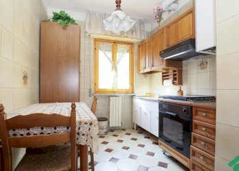 Two-room apartment Via Alessandro Manzoni, Albisola Superiore - photo 1