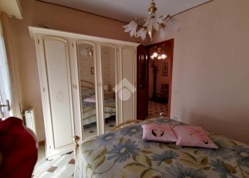 Two-room apartment Via Alessandro Manzoni, Albisola Superiore - photo 17