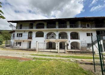 Independent house Via longora, Issiglio - photo 1