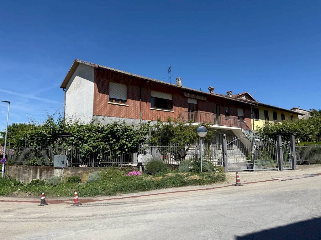 Casa indipendente Magliano Alfieri - foto 1