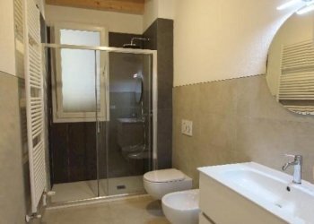 Portion of a house Cento - photo 11