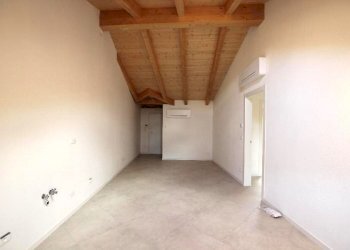 Two-room apartment Cento - photo 7