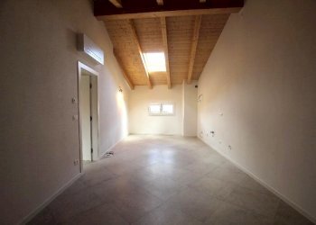Two-room apartment Cento - photo 10