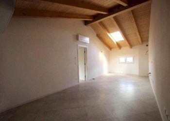 Two-room apartment Cento - photo 11