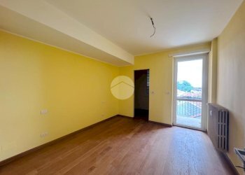 Three-room apartment Via Umberto I, Carignano - photo 5
