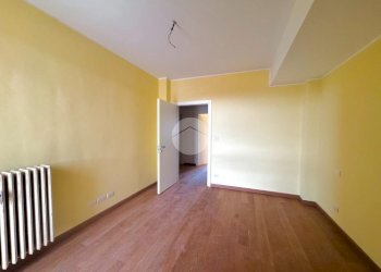Three-room apartment Via Umberto I, Carignano - photo 6
