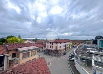Three-room apartment Via Umberto I, Carignano - photo 10