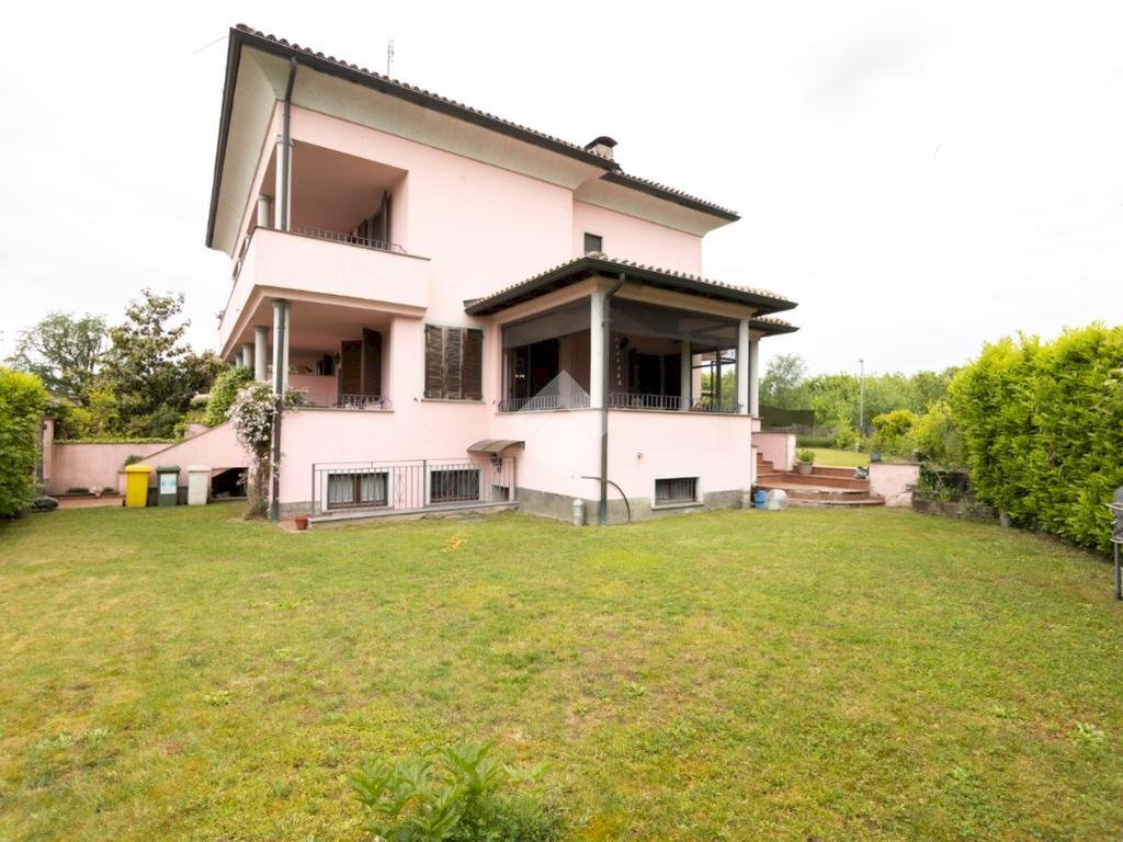 Villa a Schiera Via leopardi, Basiglio - foto 1