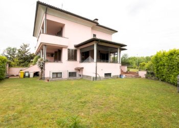 Terraced Villa Via leopardi, Basiglio - photo 1
