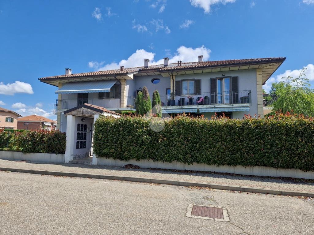 Trilocale Via mons. bugnano, Villafranca d'Asti - foto 1