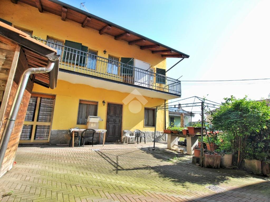 Casa indipendente Via Aimaro Franco, Moncrivello - foto 1