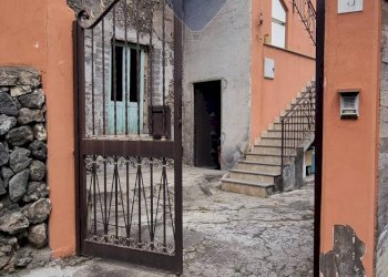 Edificio all\'aperto - Box Via Circumvallazione
 
64, Paterno - foto 7