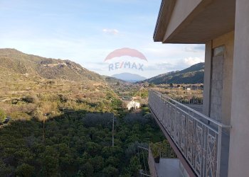 Vista delle montagne - Appartamento via oberdan, Francavilla di Sicilia - foto 9