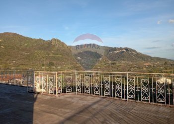 Vista delle montagne - Appartamento via oberdan, Francavilla di Sicilia - foto 15