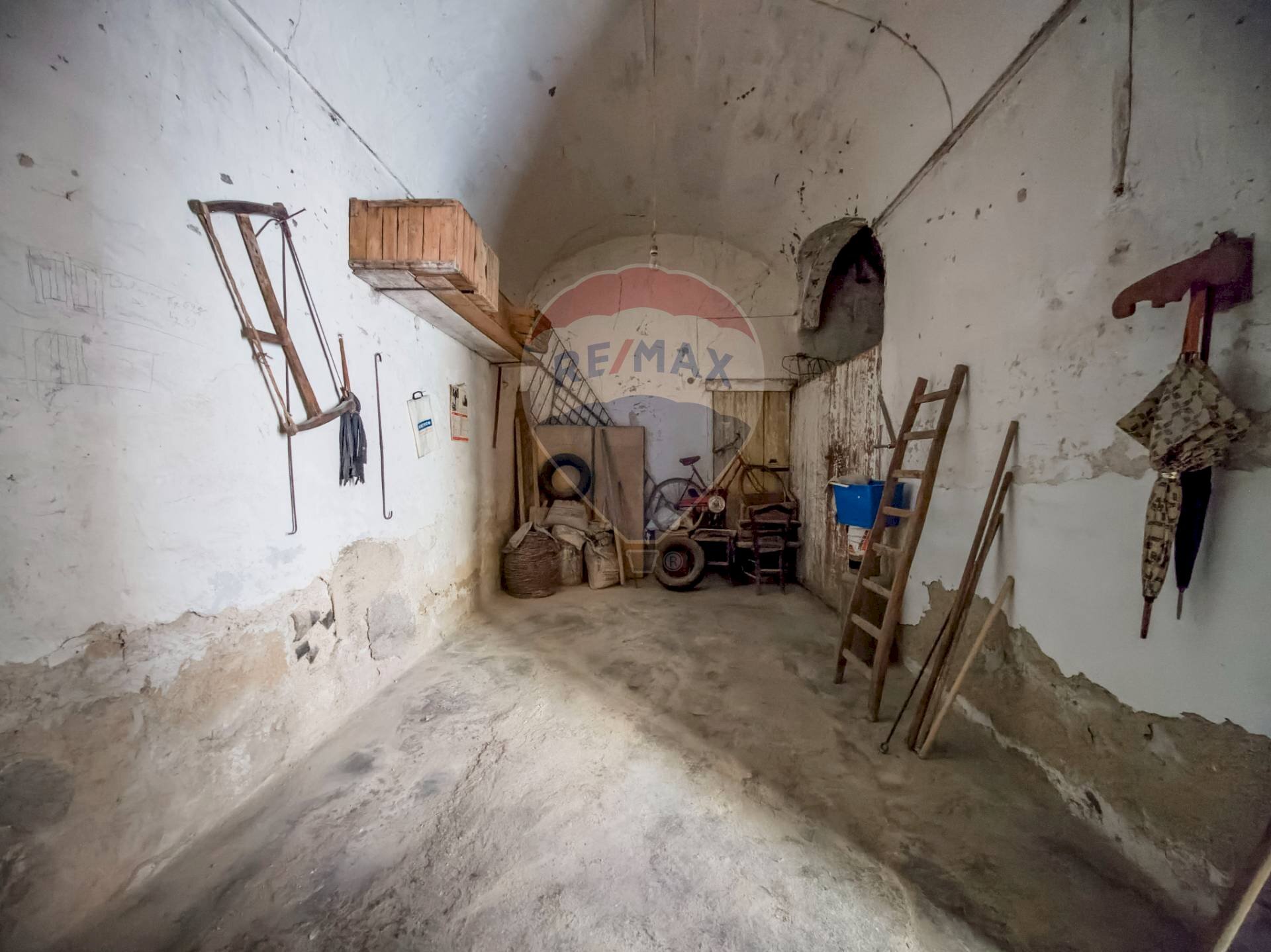 Stanza vuota - Box Francofonte - foto 3