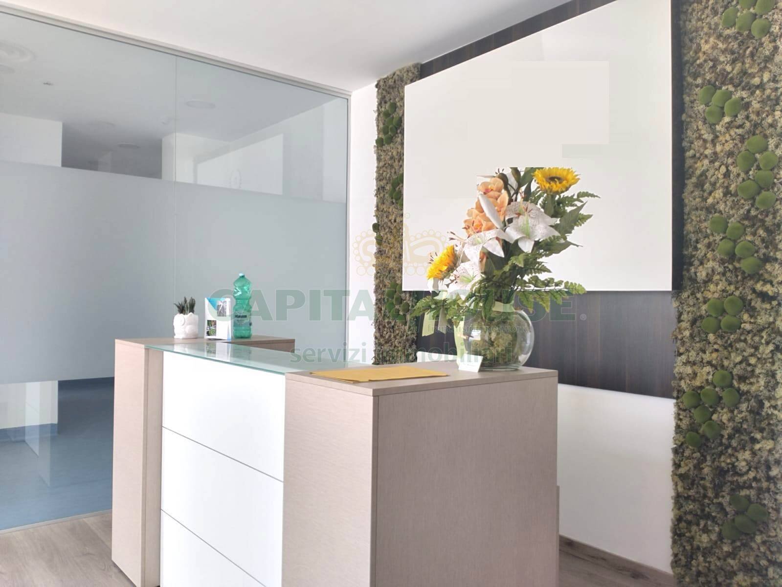 Foto 1 - Locale Commerciale zona supermercato Decò, Santa Maria Capua Vetere - foto 1