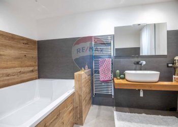 Bagno - Casa semi indipendente Via rimembranza
 
52, Ragusa - foto 11