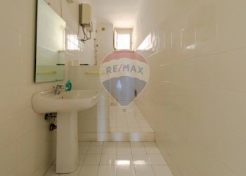 Bagno - Trilocale Via Santoro
 
1, Martina Franca - foto 7