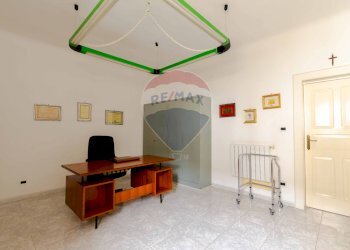 Ufficio - Trilocale Via Santoro
 
1, Martina Franca - foto 8