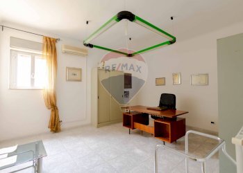 Ufficio - Trilocale Via Santoro
 
1, Martina Franca - foto 9