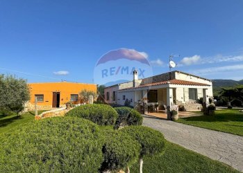 Casa all\'aperto - Casa indipendente Strada Comunale De Is Montis, Dolianova - foto 32