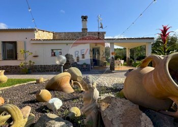 Casa all\'aperto - Casa indipendente Strada Comunale De Is Montis, Dolianova - foto 6