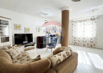 Soggiorno - Casa indipendente Strada Comunale De Is Montis, Dolianova - foto 13