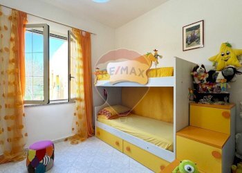 Camera / camera da letto - Casa indipendente Strada Comunale De Is Montis, Dolianova - foto 19
