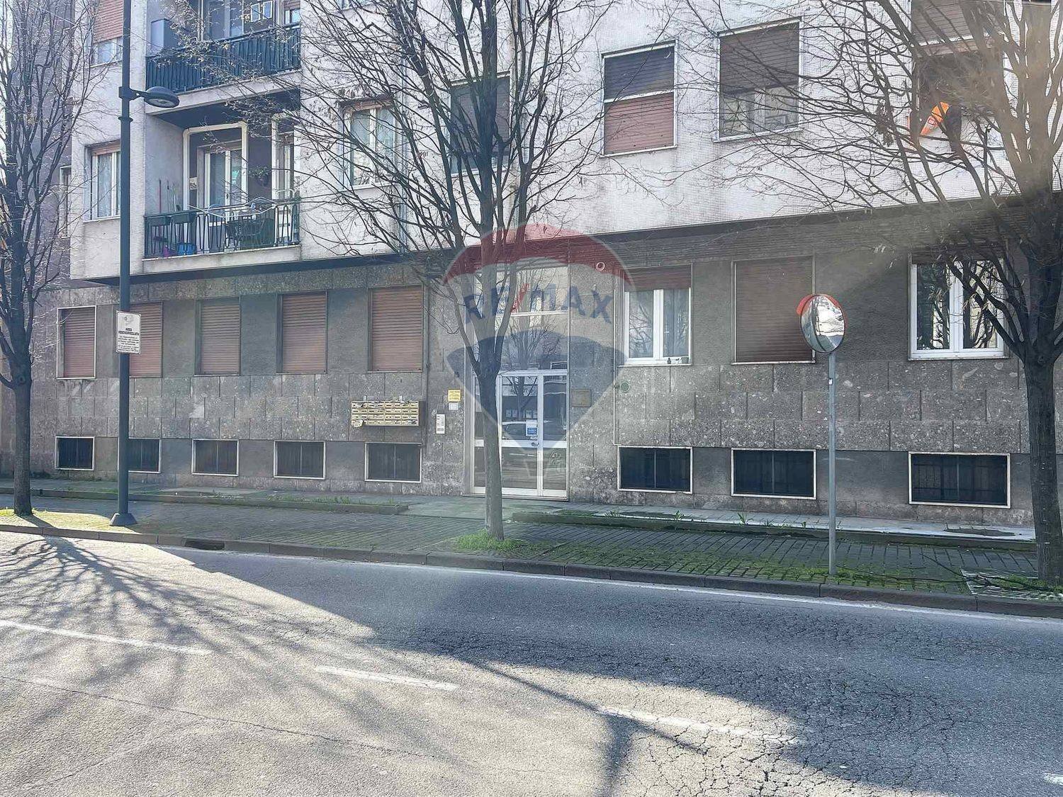 vista - Commercial Premises Vittorio Veneto
15, Trezzo sull'Adda - photo 2