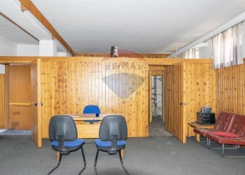 Sala da pranzo - Commercial Premises Vittorio Veneto
 
15, Trezzo sull'Adda - photo 19