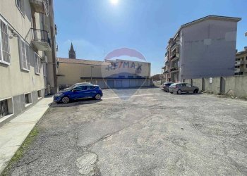 vista - Commercial Premises Vittorio Veneto
 
15, Trezzo sull'Adda - photo 33