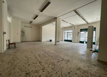 Foto 6 - Negozio VIA CAMPOLUNGO
25/27, Maddaloni - foto 6