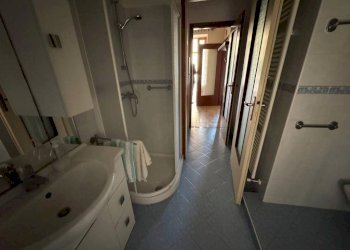 Bagno - Villa via Camillo Benso di Cavour, 30, Cairate - foto 4