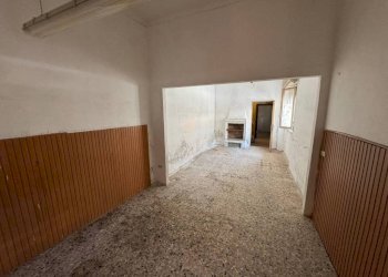 Magazzino - Villa via Camillo Benso di Cavour, 30, Cairate - foto 24