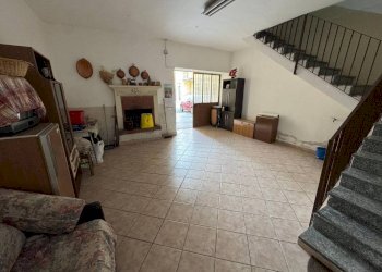 Magazzino - Villa via Camillo Benso di Cavour, 30, Cairate - foto 27